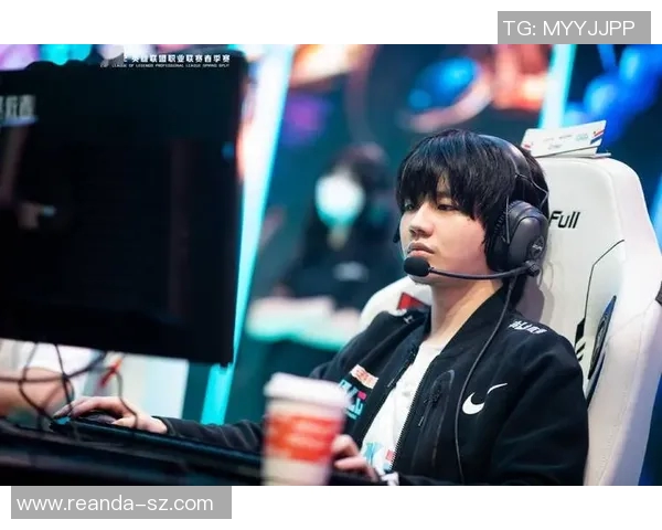 聚焦BLG选手个人能力在CSGOS15电竞赛中的精彩表现与战术分析